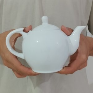 قوری چینی چهار نفره برند تقدیس
